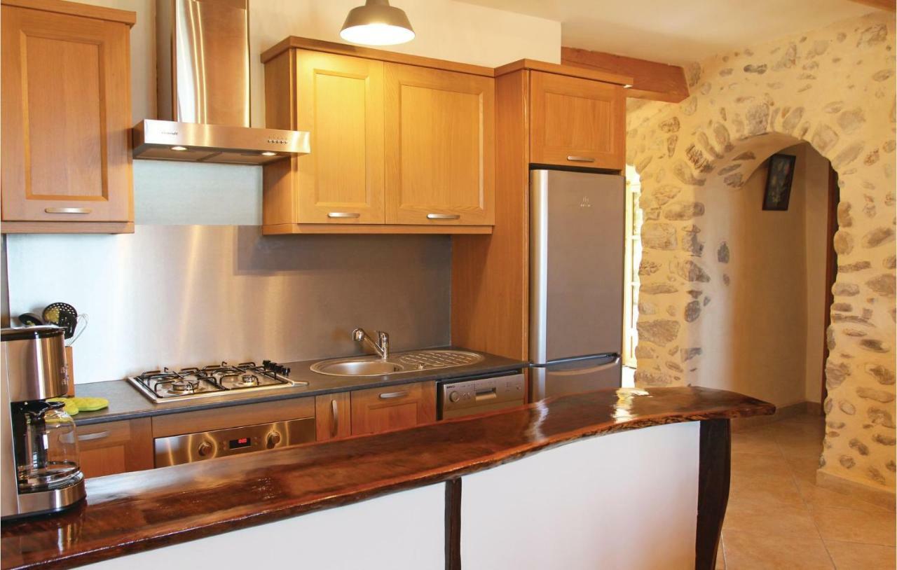 2 Bedroom Awesome Home In Sigoyer Sigoyer  Buitenkant foto